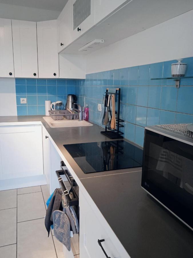 Logement Dans Residence - A 10 Km Du Centre Ville Et A 5 Minute Du Parlement Europeen Avec Parking Gratuit Hoenheim Exterior foto